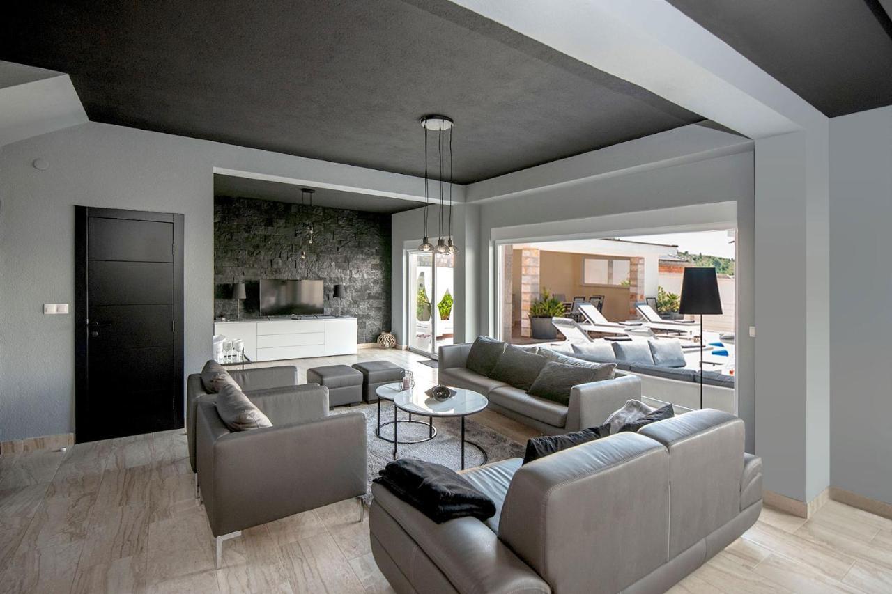 Luxury Villa Miriam With Private Pool And Jet Pool Near Dubrovnik Ivanica Екстер'єр фото